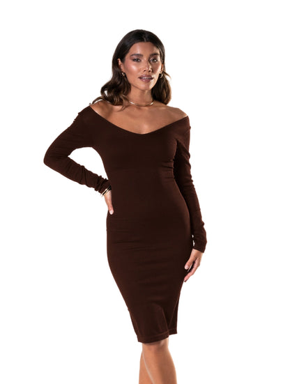 Vestido de manga larga y cuello en V